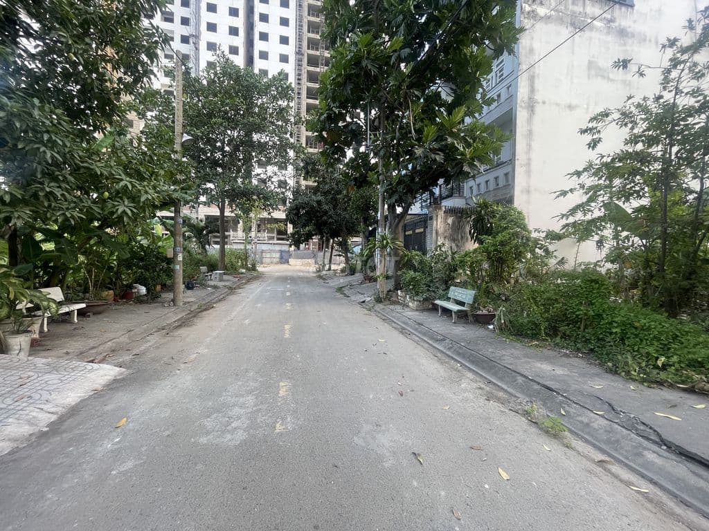 4 tỷ 8 / 120m2 (5x24m) - ngay CC Dream Home, không cốt, cột, ngã ba. - Ảnh 3
