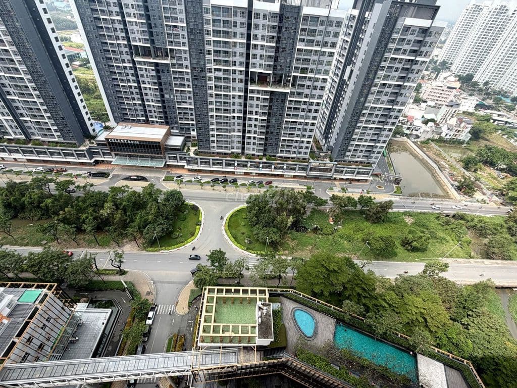 Dragon Hill 1 | 92m (3PN + 2WC) | Sổ Hồng. Decor đẹp. View Hồ bơi.