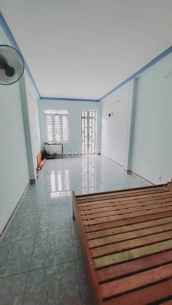 HẺM THẲNG 4M THÀNH THÁI Q1O GẦN RIVERA 3,7X12M-4LẦU BTCT CN 40M-6,2 TỶ - Ảnh 3