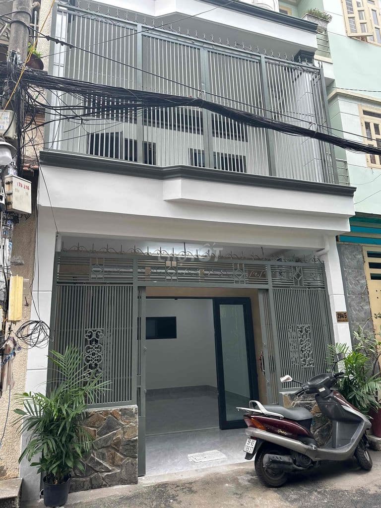 Hẻm cụt xe hơi, thuận tiện đầu tư cho thuê. Chỉ 7,x🧄 hẻm cụt xe hơ