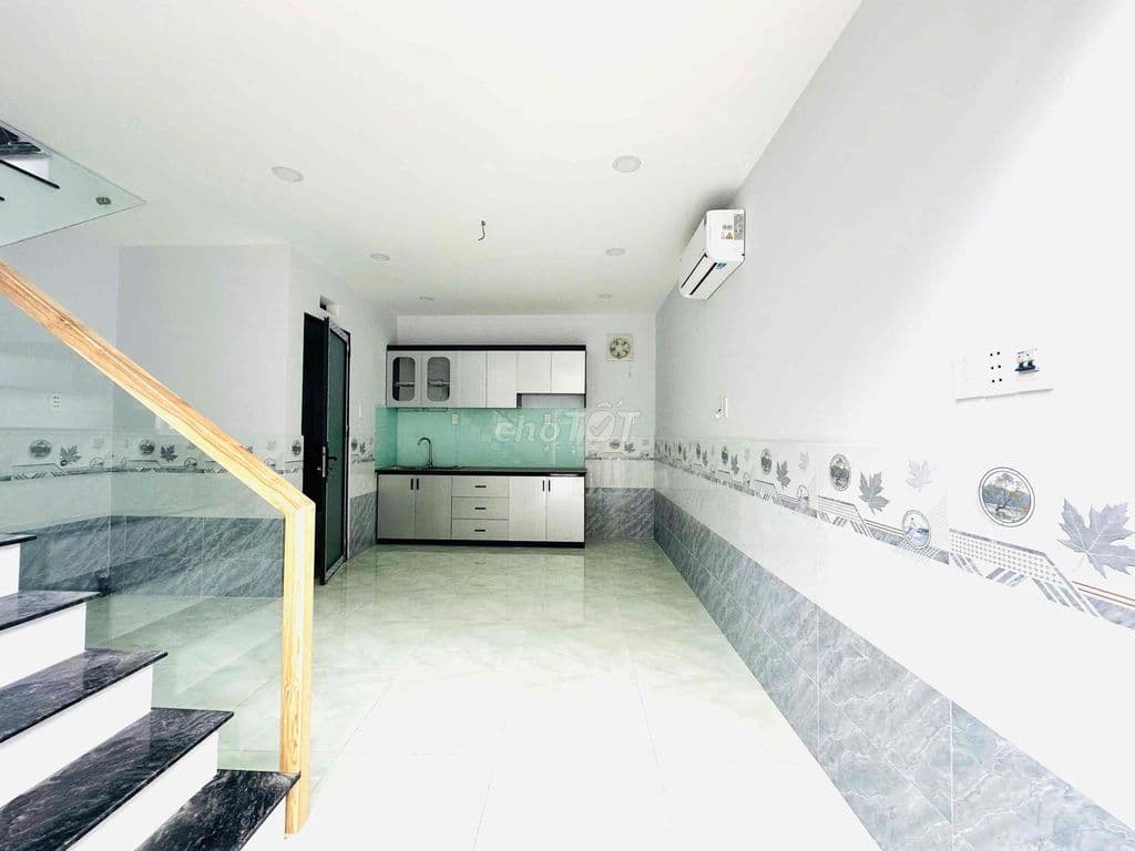 nhà phố full nội thất sổ 5.căn sau Tu Viện Khánh An Q.12