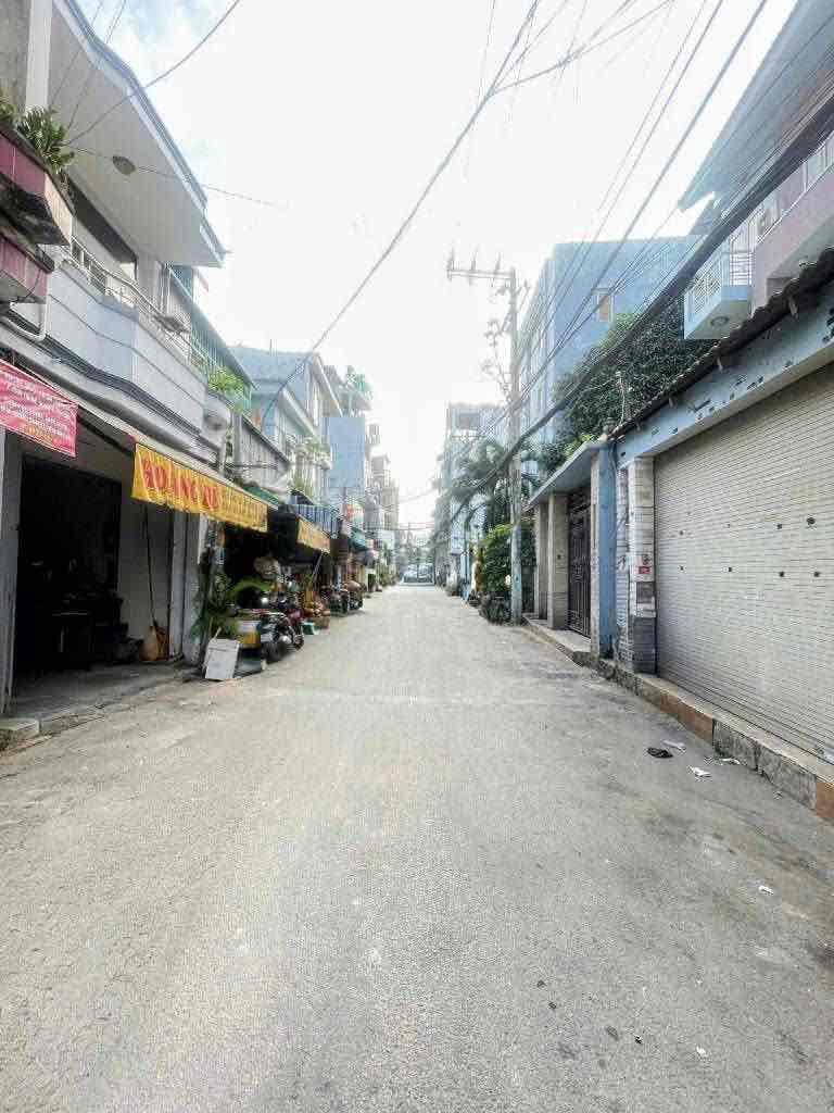 Mặt tiền HXH 8m - 1 trệt 2 lầu 4 PN - Ảnh 3