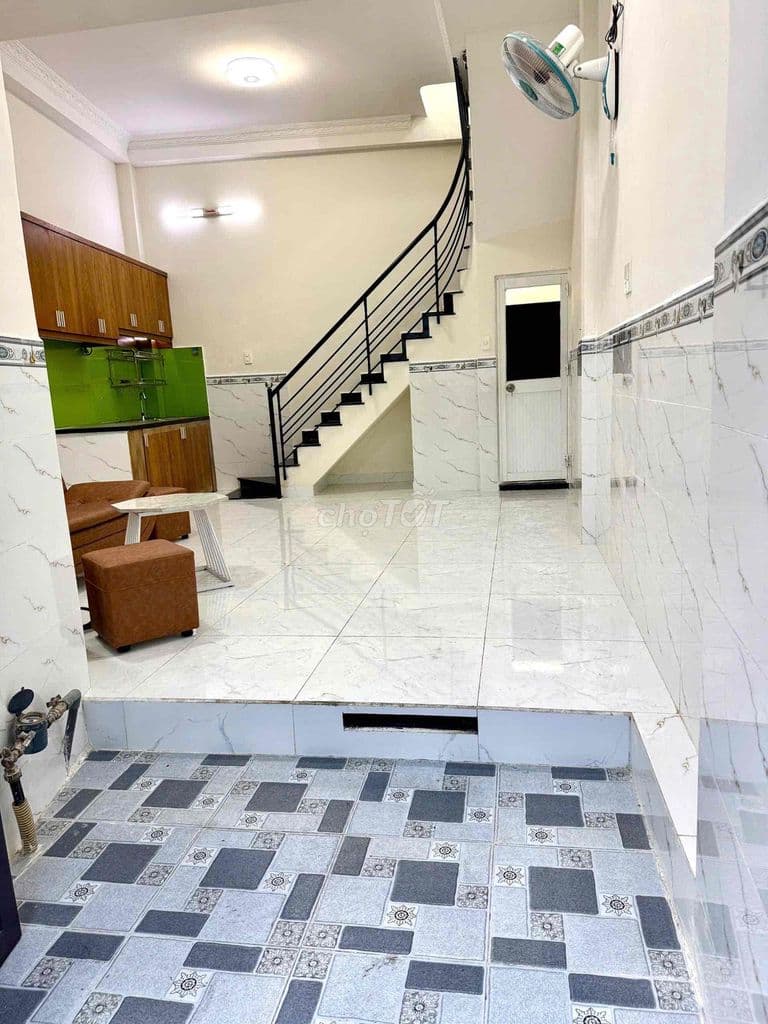 NHÀ 3 TẦNG HOÀN CÔNG ĐỦ NGUYỄN VĂN NGHI, P3, DT: 32M2 GIÁ: 3 TỶ 8