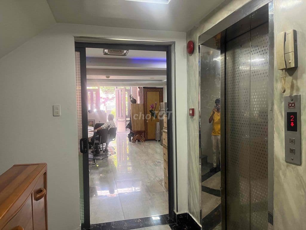 Toà nhà VPKD GaT3 Cộng Hoà, 8 tầng, 6x23m. - Ảnh 2