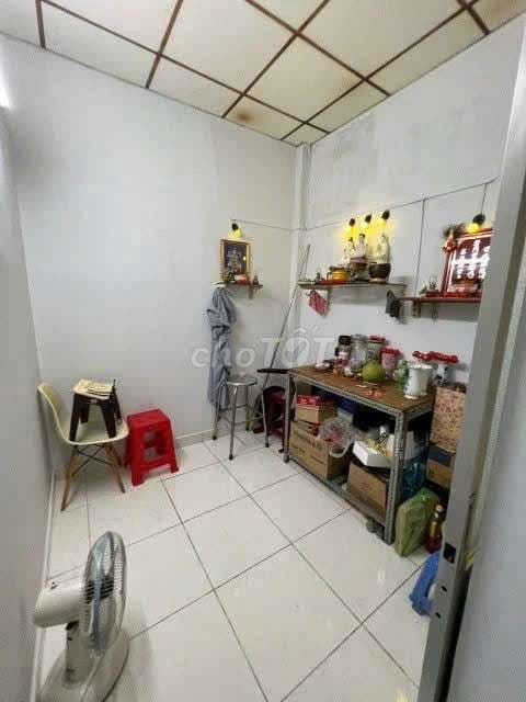 Bán Nhà Nở Hậu L 7M10 Bình Tiên Quận 6 - Ảnh 3