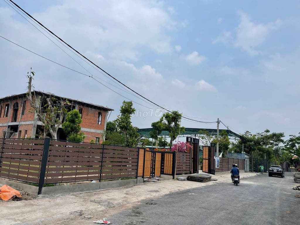 Đất 5x25m, Shr - MT Đg XTT 20 Ngay Chợ XTT - Bà Điểm