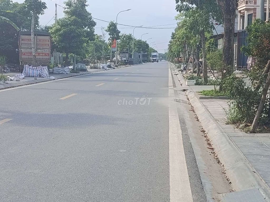 Chính chủ bán đất Tiên Dương 110m2 nở hậu, gần Vinhomes Cổ Loa, ql3