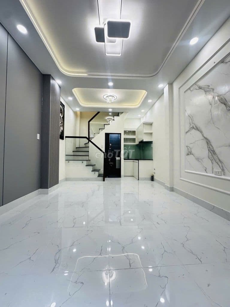 Nhà mới hẻm thông thoáng, cạnh GHMobile CMT8.