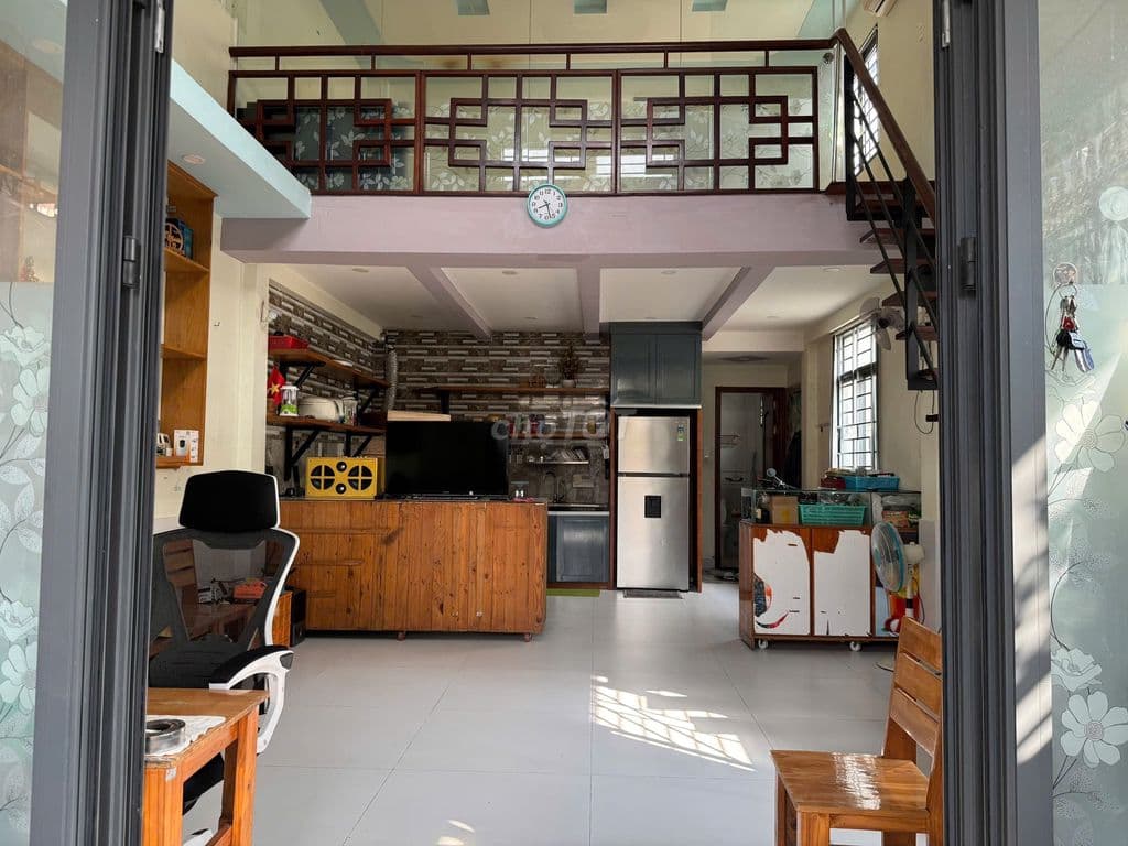 Nhà đẹp 5x10 vị trí 2 mặt hẻm ô tô ngay gần Đường 3 Phước Bình 5,86 tỷ - Ảnh 2