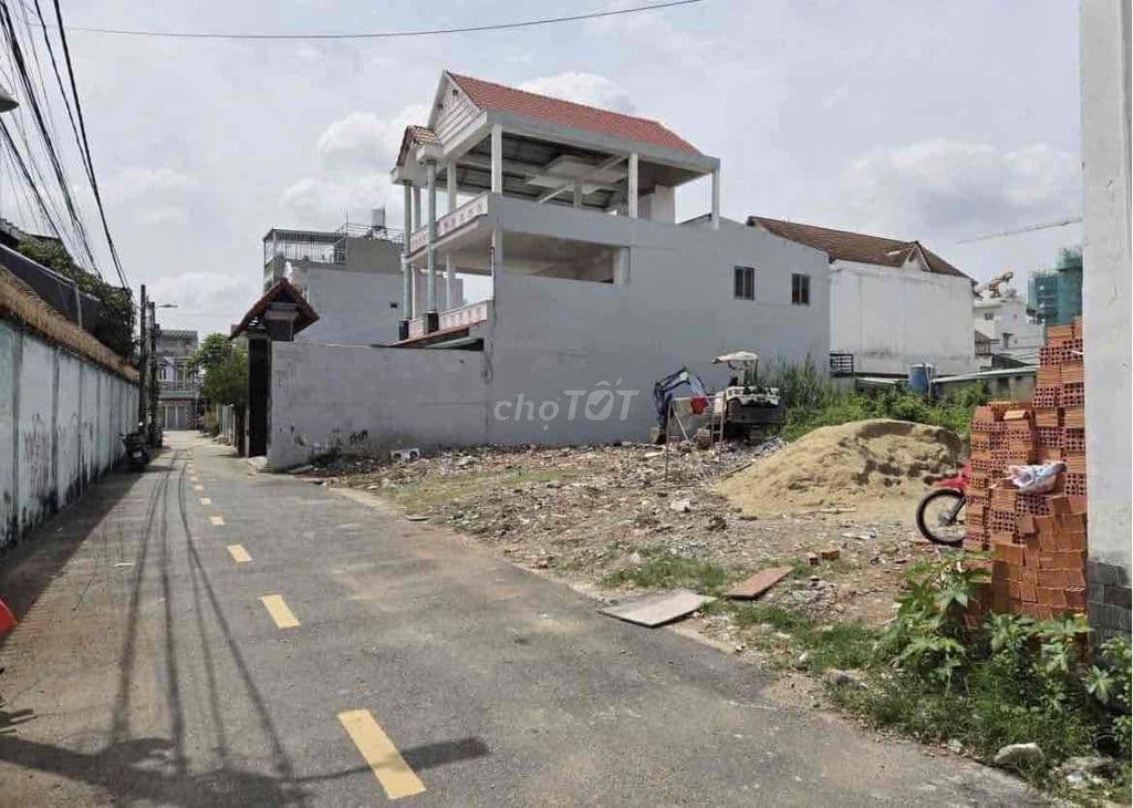 LÔ ĐẤT ĐẸP VUÔNG VỨC TẠI ĐƯỜNG 06 LONG TRƯỜNG CHỈ 2T8 CÒN THƯƠNG LƯỢNG - Ảnh 2