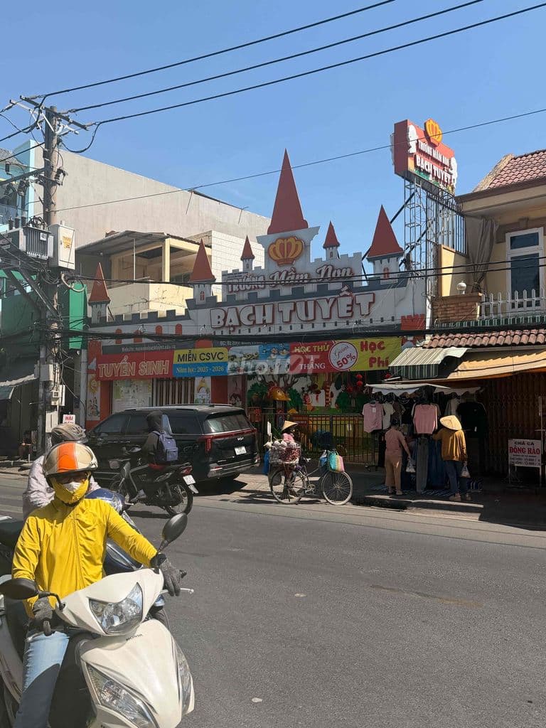 Bán nhà mặt tiền đường Hiệp Bình ngay trung tâm chợ Hiệp Bình