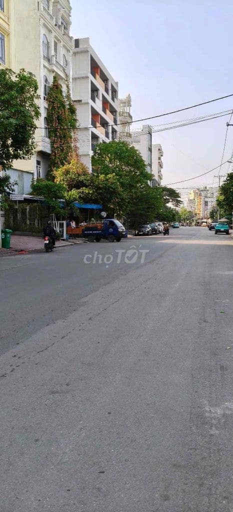 Bán MTKD Cao Thị Chính, Phú Thuận, Quận 7, 7mx9m, giá nhỉnh 4 tỉ - Ảnh 2