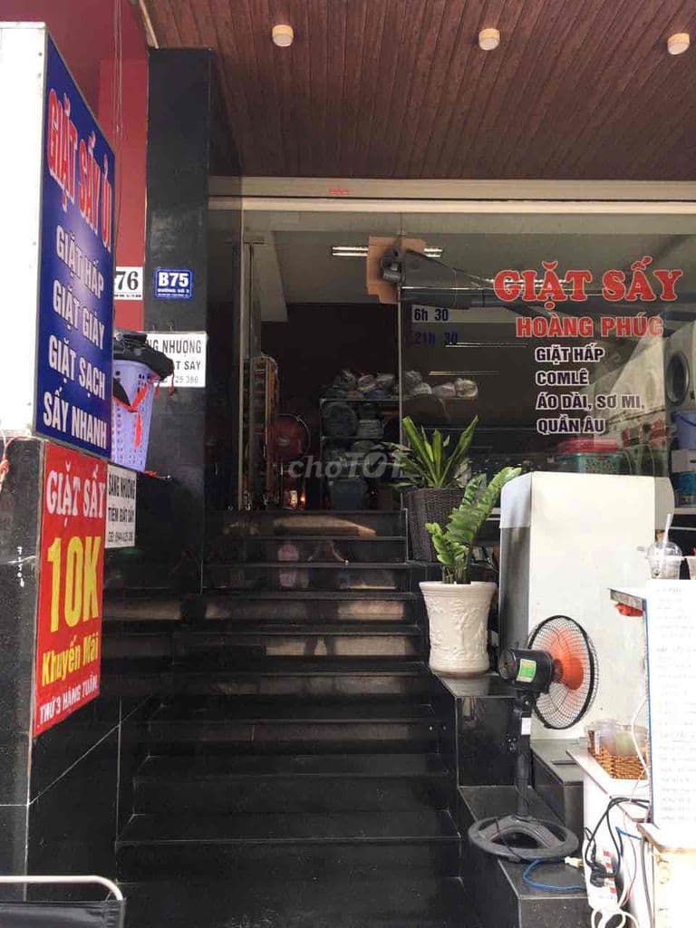 Sang nhượng tiệm giặt sấy - lượng khách từ trung bình cao - Ảnh 2