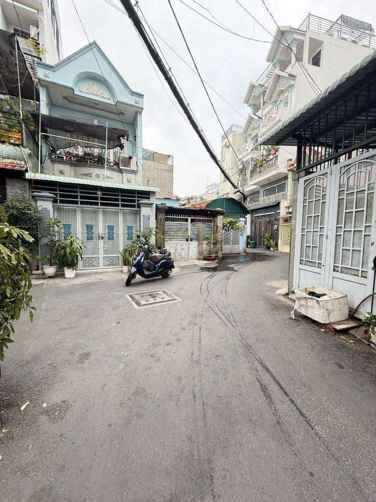 Mặt Tiền Xe Tải Thông - 33m2 , Nhà Chính Chủ ngay Emart 2 - Ảnh 2