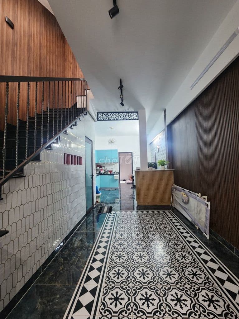 "Hot" nhà đẹp 4 tầng, hẻm xe hơi tránh, gần Vincom Phạm Văn Đồng - Ảnh 3