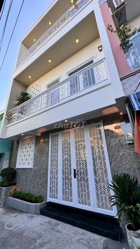 Nhà 2 Lầu Hẻm 1247 Huỳnh Tấn Phát Quận 7