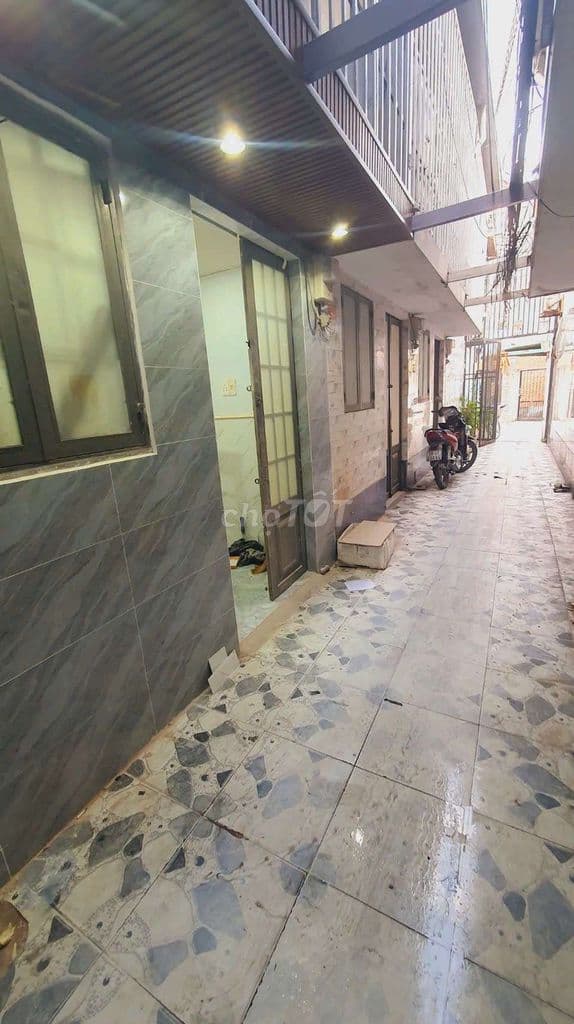 Nhà Đồng sở hữu, khu CN Tân Thới Hiệp. 1trệt 1 lầu. 2PN.