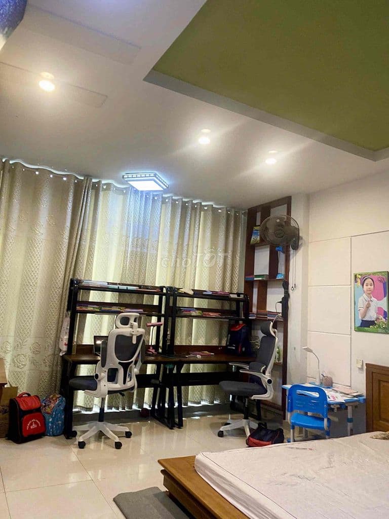 Nhà 3 tầng hẻm oto rộng DT 4x15m vị trí gần QL13 Đại học Luật - Ảnh 3