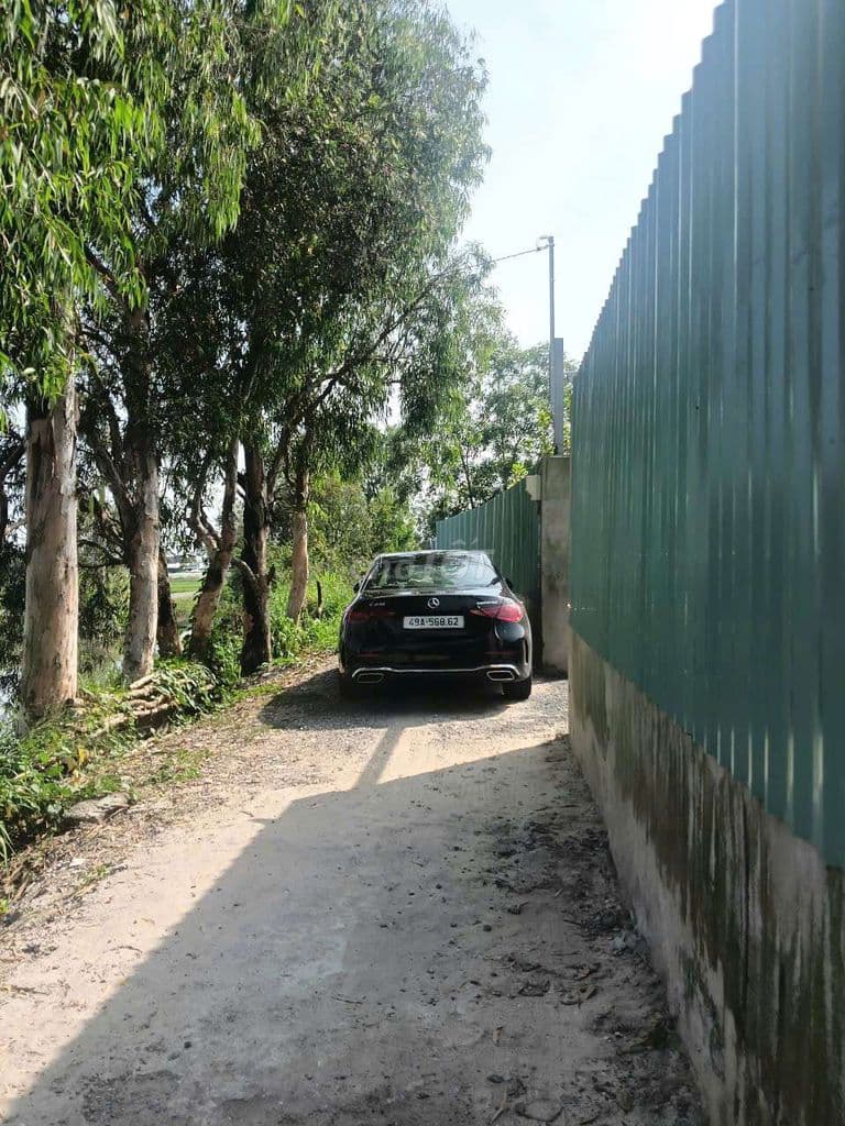 Đất sổ đỏ riêng 200m gần chợ Hóc Môn