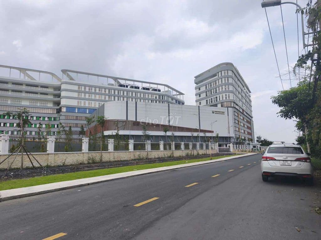 Bán nhà cấp 4,ngay trường Đại Học Phạm Ngọc Thạch.
