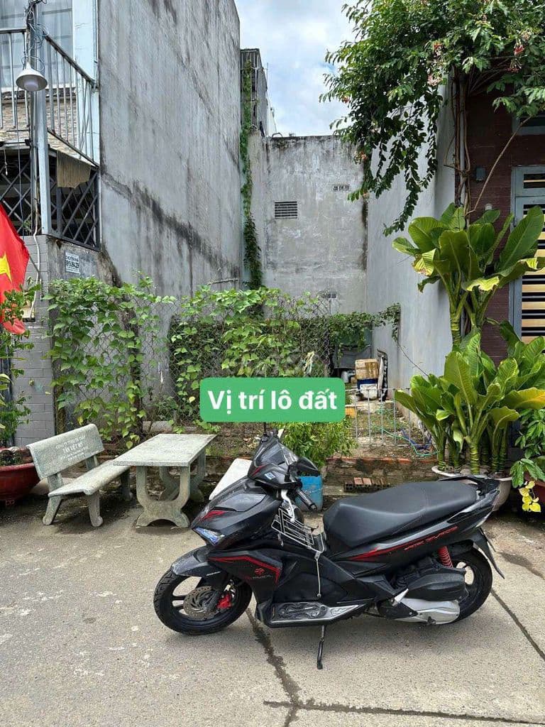 Hàng Ngộp. Siêu Rẻ. HXH Đường Trường Lưu. Long Trường. Quận 9.