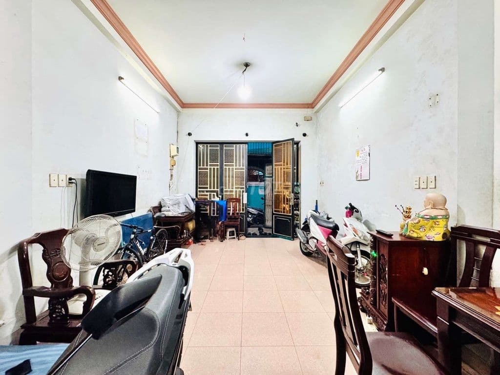 CHỦ NGỘP - GIẢM HƠN 1 TỶ -NHÀ 4 TẦNG PHÚ NHUẬN ĐẸP LUNG LINH CHỈ 7 TỶ - Ảnh 3