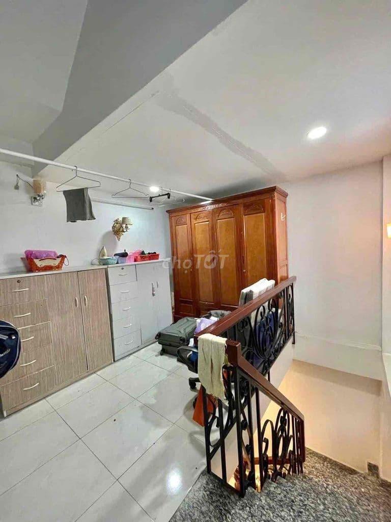Ngã Tư Phú Nhuận Nhà 4 Tầng Hẻm xe hơi, 4 Ngủ, Giá tốt - Ảnh 2