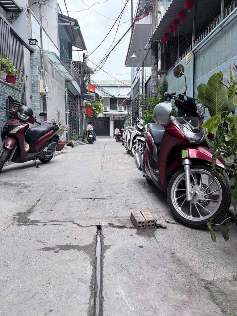 Bán nhà gần chợ Thiếc Lê Văn Khương, Q12 – hẻm ô tô 5m, giá tốt - Ảnh 2