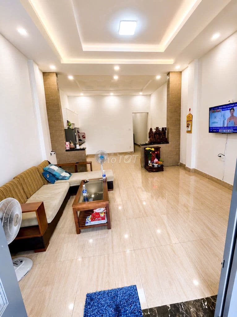 Thống Nhất, BV Hồng Đức, 63m2, 2 Tầng BTCT, Khu dân trí cao, 4,85 tỷ