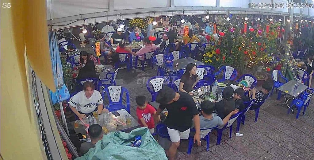 Cần bán căn hộ shophouse