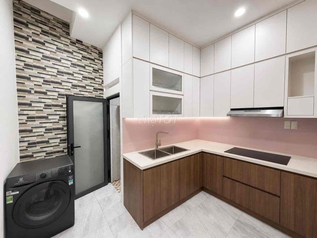 NHỈNH NHẸ 4 TỶ, Vài bước lên Ô Tô, DTSD 70m, Ngay CV Làng Hoa - Ảnh 3