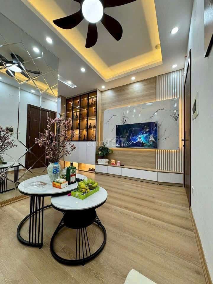 CHÍNH CHỦ BÁN CĂN HỘ 2 P NGỦ– TẦNG GIỮA- SỔ ĐỎ LÂU DÀI – FULL NỘI THẤT