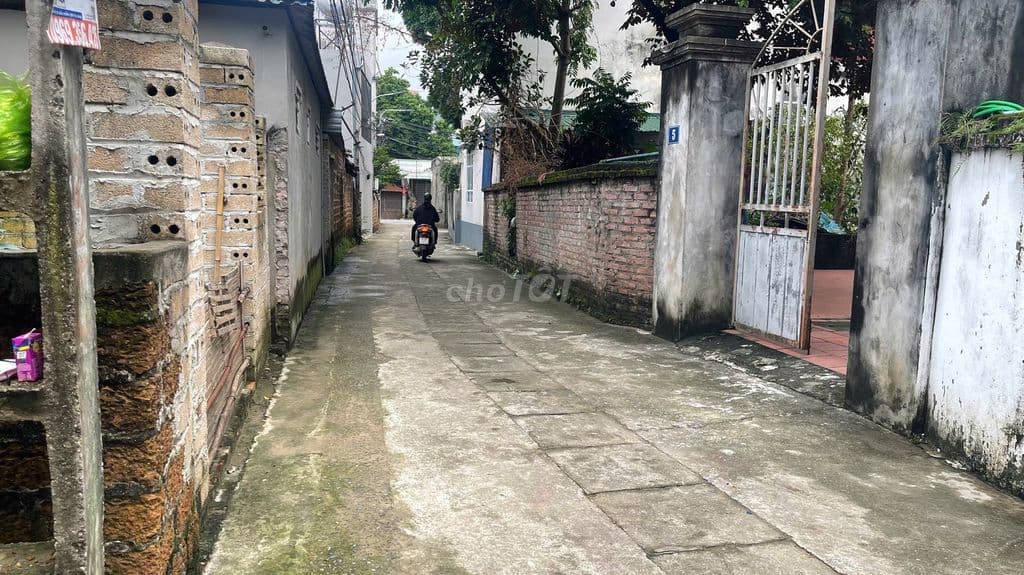 Siêu phẩm 3 mặt tiền - ngay trung tâm Hòa Lạc - vừa ở - vừa đầu tư - Ảnh 2