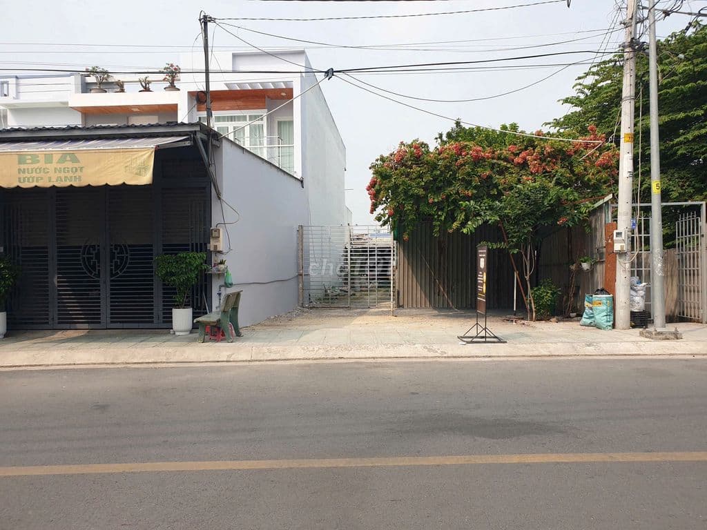 HOT - Đất thổ cư DT 7m*37m, mặt tiền Bùi Thị Lùng, sát chợ Hóc Môn