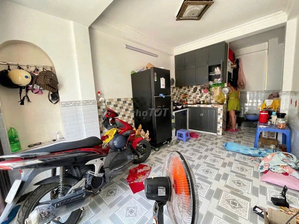 Nhà 3 tầng, hẻm ô tô tránh, sau ngân hàng ACB Phan Huy Ích. - Ảnh 2