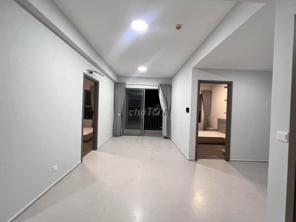 bán nhanh C/c Westgate 69m2( 2PN,2WC), Có ban công, Sẵn sổ, Nhà mới