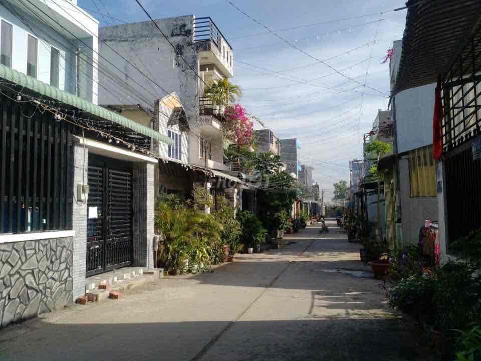 Bán đất mặt đường 21 Nguyễn Xiển - Ảnh 2