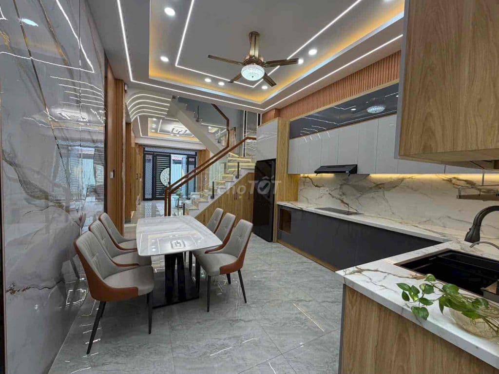 bán nhà được vàng mang về