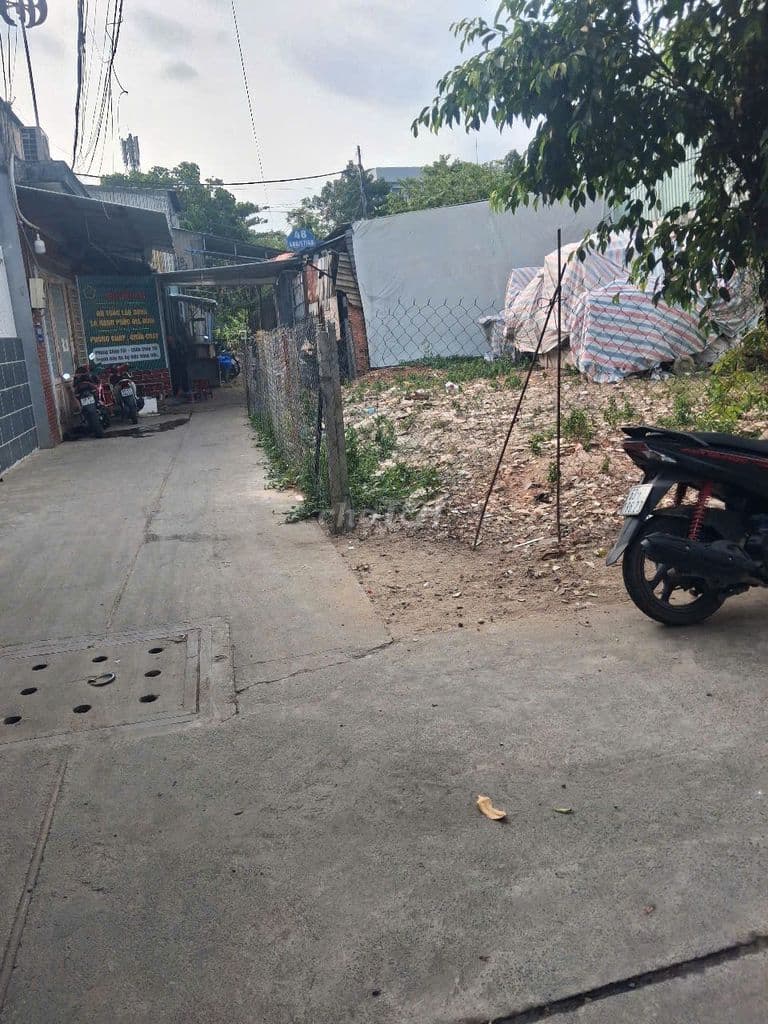 BÁN ĐẤT HẺM XE HƠI LÊ TRỌNG TẤN P TÂY THẠNH 5X14M,DTSD 71 M2,5,6 TỶ TL