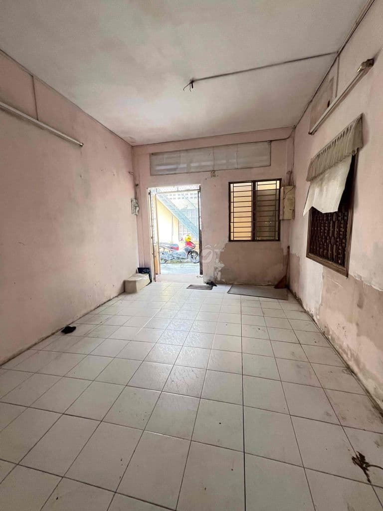 Bán nhà Cư Xá Quận 3 , 30m2, 2 lầu BTCT