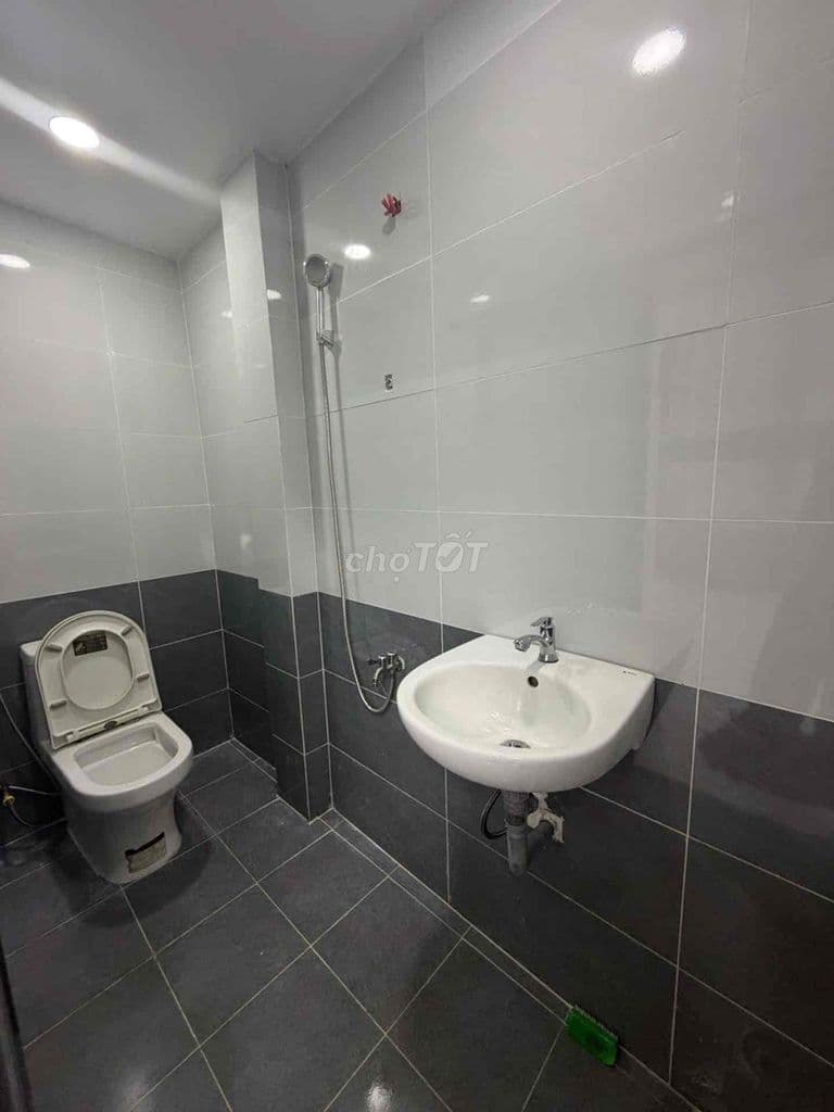 🌹Bán Nhà 2 Tầng Sát Tên Lửa- 25M2 - Hẻm Thông Thoáng - Giá Chỉ 3.1 Tỷ - Ảnh 3