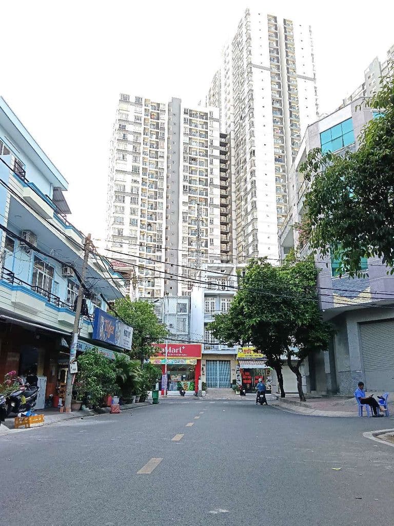 Mặt tiền đg 12 m Bình phú 1 Quận 6 - Ảnh 2