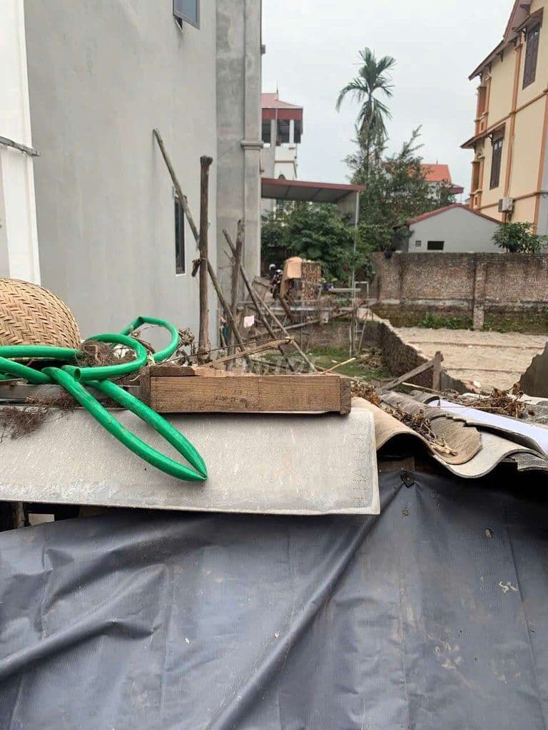 Bán đất lệ chi