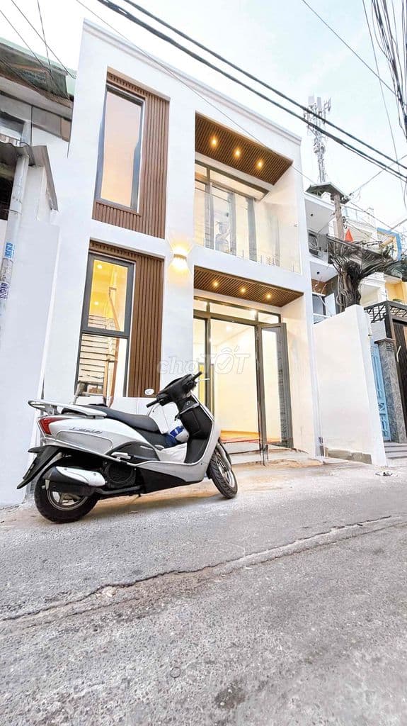 Nhà mới 100% 2P2WC