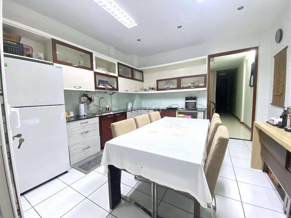 Nhà ngay vòng xoay Lê Văn Sỹ Nguyễn Trọng Tuyển - Ảnh 3