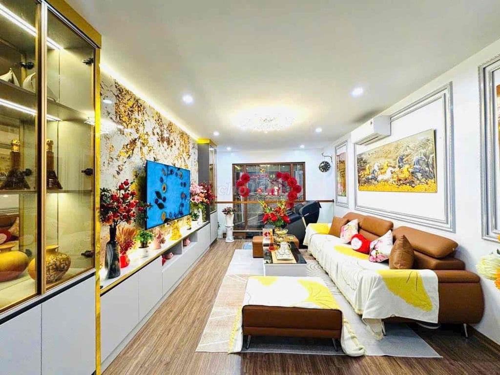 9.9 TỶ - 52M² - 5 TẦNG LÊ THANH NGHỊ - HAI BÀ TRƯNG