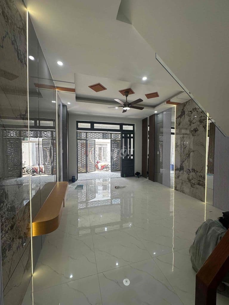 NHÀ BÁN HẺM XE HƠI THÔNG TỨ TUNG - 2 TẦNG BTCT- 4,4M X 17M- ĐƯỜNG SỐ 1 - Ảnh 3
