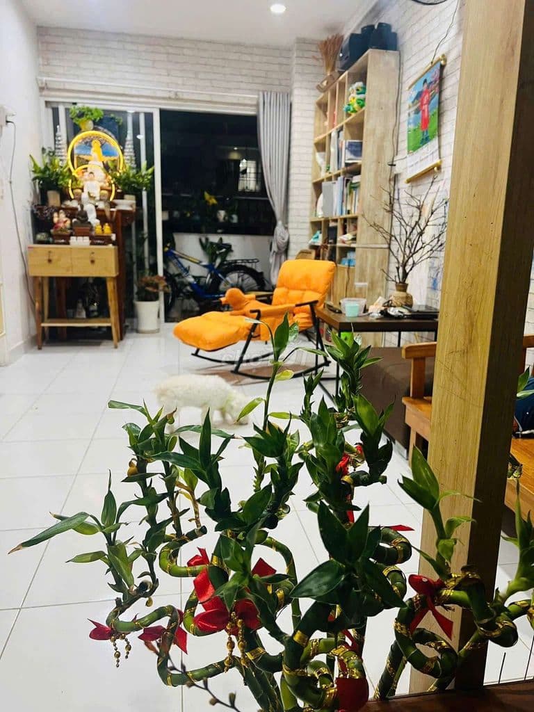 Bán 2PN 4S Linh Đông 70m² tầng cao, có sẵn khách thuê