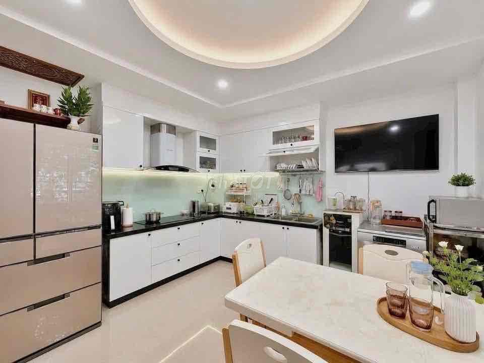 NGON NHẤT BÌNH THẠNH-NHỈNH 7 T NHÀ ĐẸP 4 TẦNG HXH SÁT SÂN BAY TSN - Ảnh 2