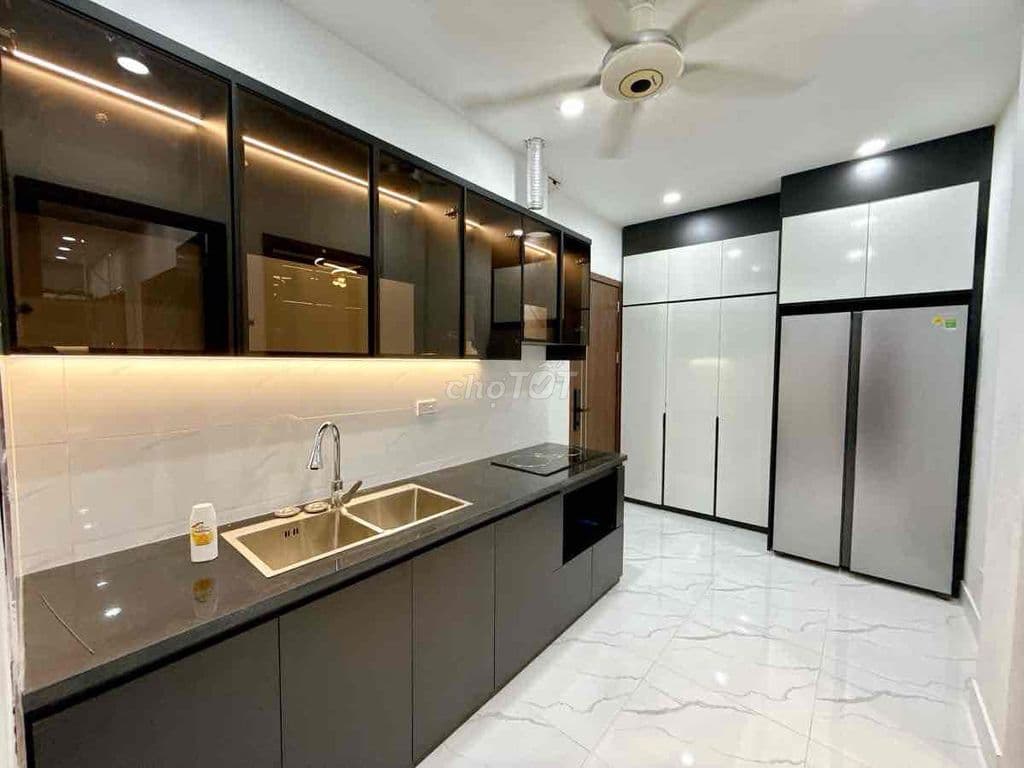 Tập thể Kim Ngưu, lô góc, 3 ngủ , thoáng sáng , sát mặt phố, ở ngay - Ảnh 3